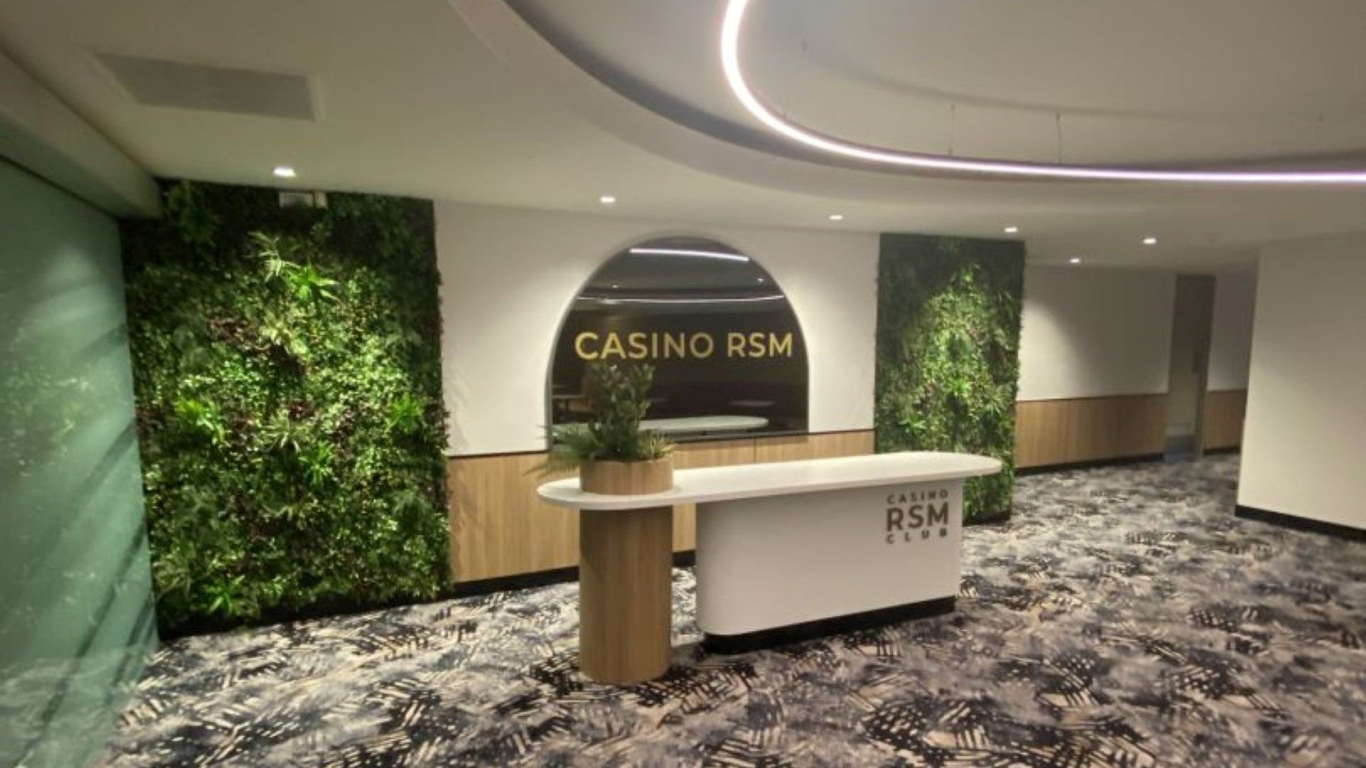 Clubs, Pubs and Hotels