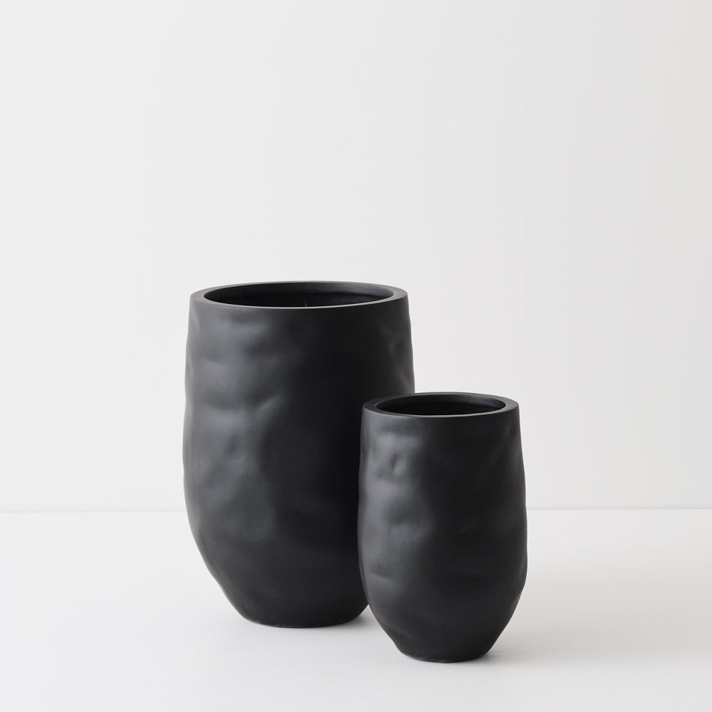 Buta Pots - Black