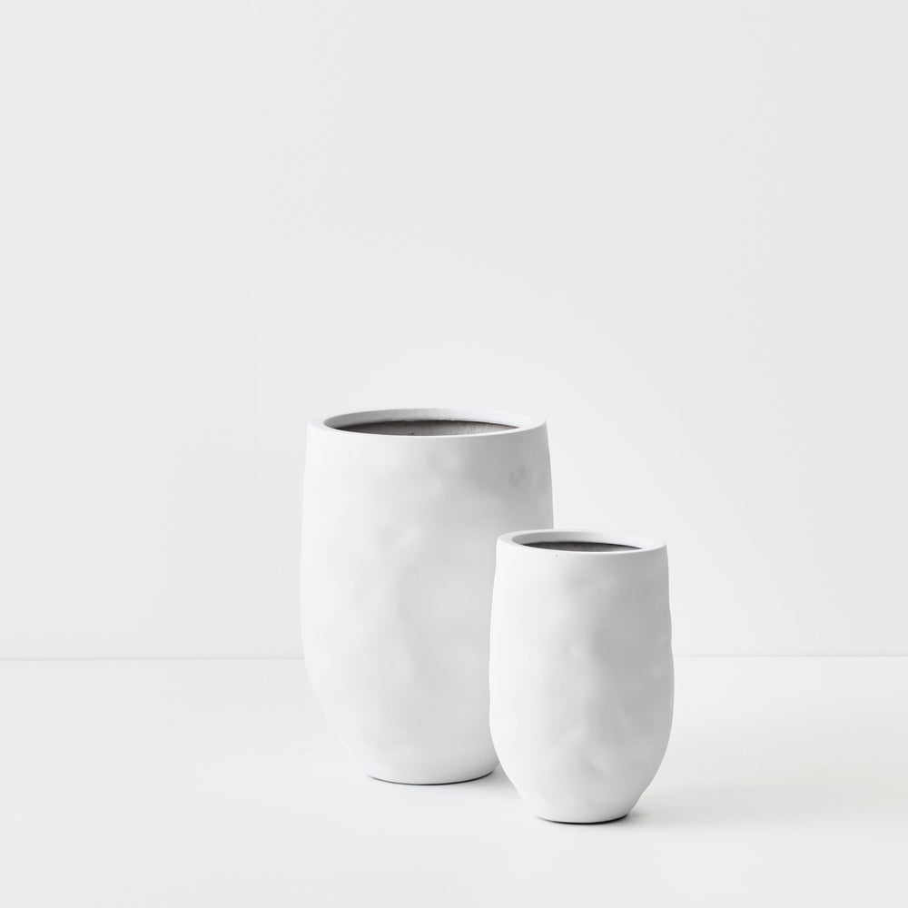 Buta Pots - white